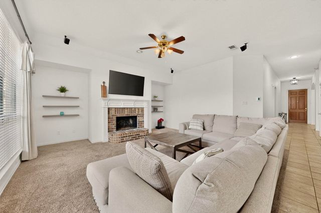 5608 Hidden Pine Lane, Mckinney, TX 75070