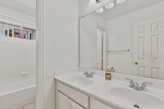 5608 Hidden Pine Lane, Mckinney, TX 75070