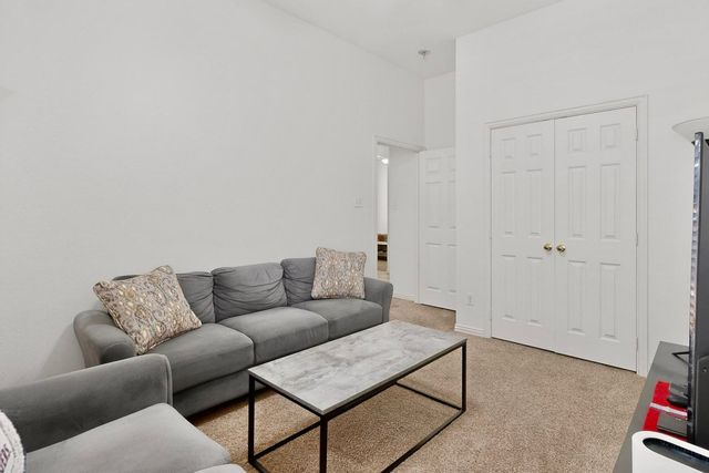 5608 Hidden Pine Lane, Mckinney, TX 75070