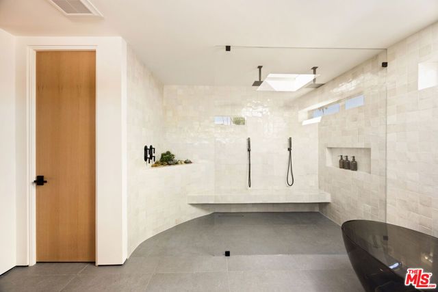 483 E Santiago Way, Palm Springs, CA 92264