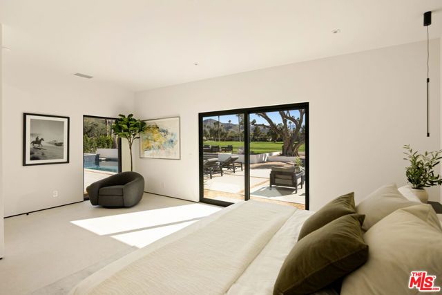 483 E Santiago Way, Palm Springs, CA 92264