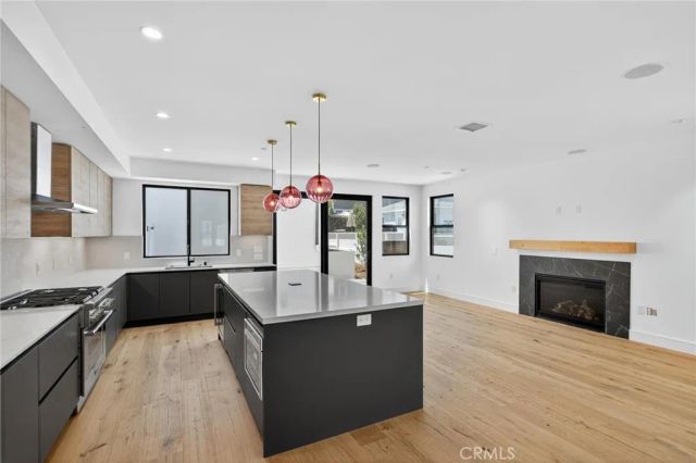 1011 S Prospect Avenue, Redondo Beach, CA 90277