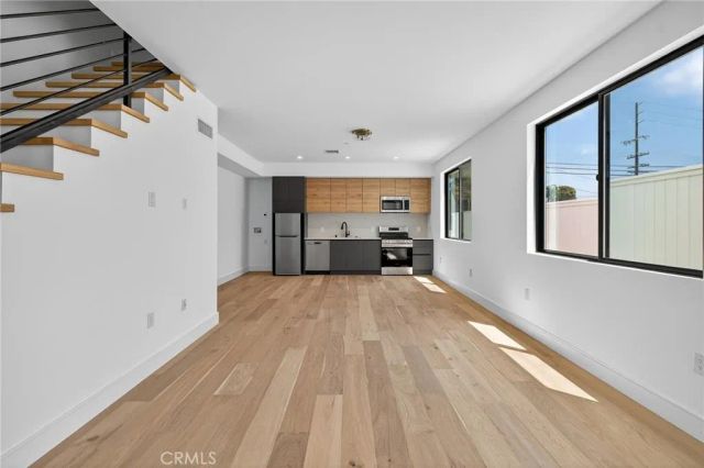 1011 S Prospect Avenue, Redondo Beach, CA 90277