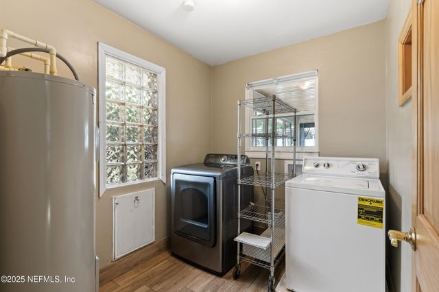 49 SE NELSONS POINT Road, Keystone Heights, FL 32656