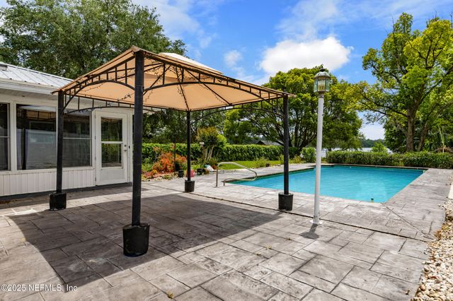 49 SE NELSONS POINT Road, Keystone Heights, FL 32656