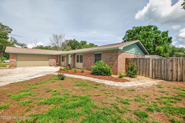 1411 FOREST Lane, St. Johns, FL 32259