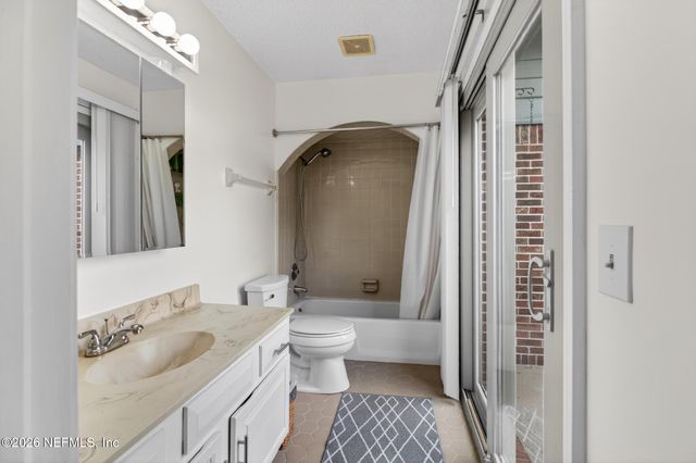 1411 FOREST Lane, St. Johns, FL 32259