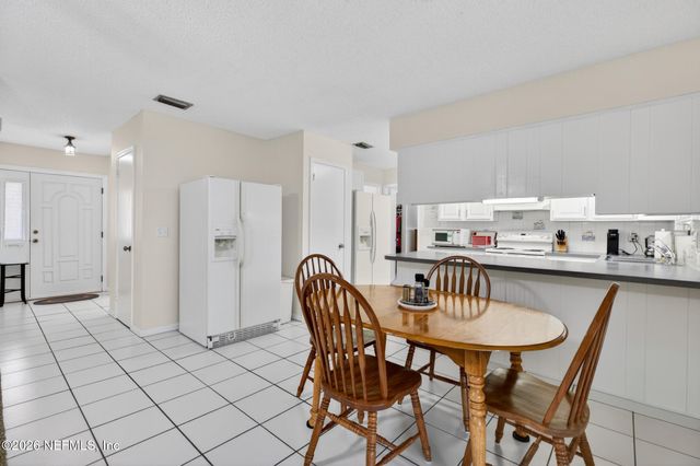 1411 FOREST Lane, St. Johns, FL 32259