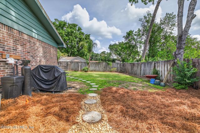 1411 FOREST Lane, St. Johns, FL 32259