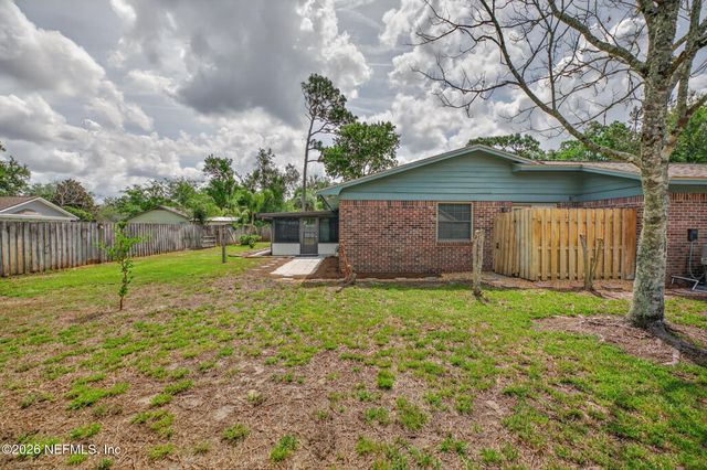 1411 FOREST Lane, St. Johns, FL 32259