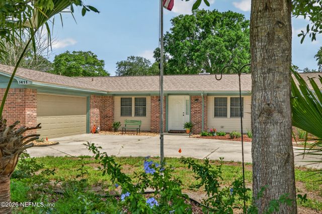 1411 FOREST Lane, St. Johns, FL 32259