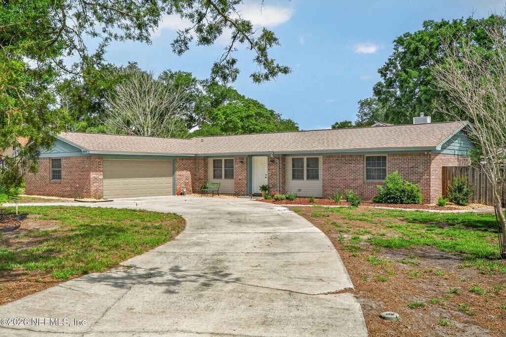 1411 FOREST Lane, St. Johns, FL 32259