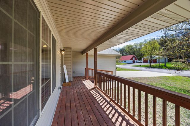 920 W State Street, Belle Plaine, MN 56011