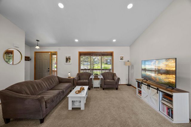 920 W State Street, Belle Plaine, MN 56011