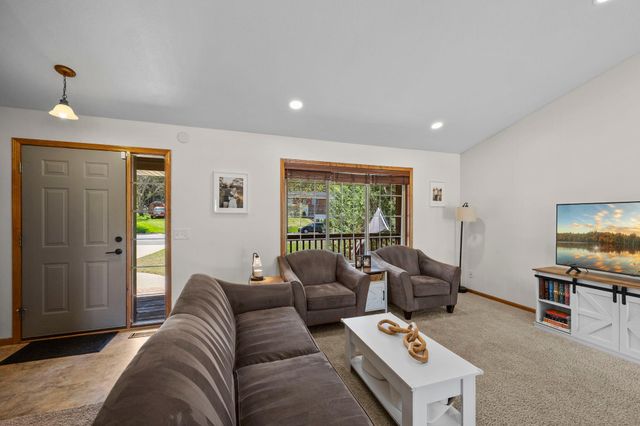 920 W State Street, Belle Plaine, MN 56011