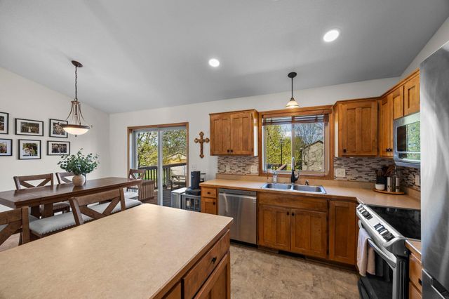 920 W State Street, Belle Plaine, MN 56011