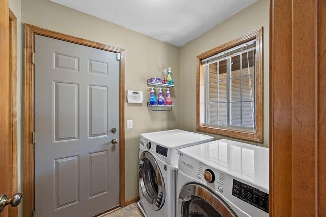 920 W State Street, Belle Plaine, MN 56011