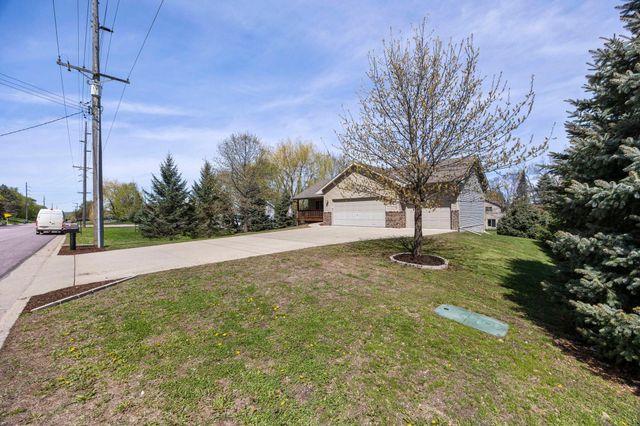 920 W State Street, Belle Plaine, MN 56011