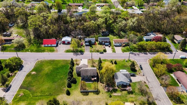920 W State Street, Belle Plaine, MN 56011