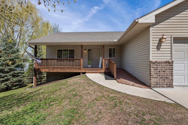 920 W State Street, Belle Plaine, MN 56011
