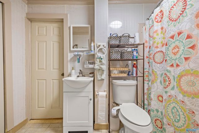 3015 6th Avenue SW, Huntsville, AL 35805