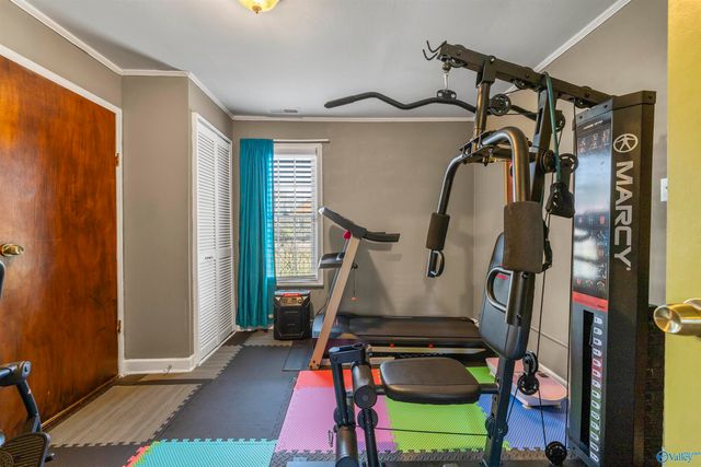 3015 6th Avenue SW, Huntsville, AL 35805