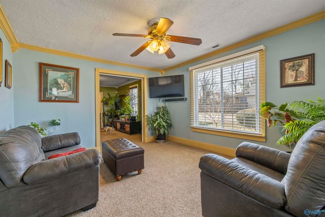 3015 6th Avenue SW, Huntsville, AL 35805