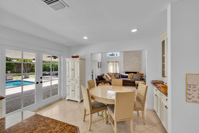 4320 Saint Charles Way, Boca Raton, FL 33434