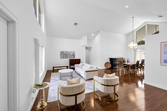 4320 Saint Charles Way, Boca Raton, FL 33434