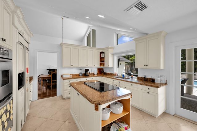 4320 Saint Charles Way, Boca Raton, FL 33434