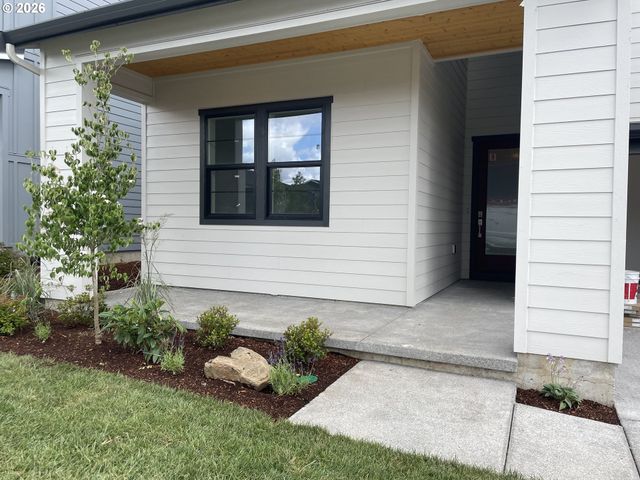4826 N ADAMS St 110, Camas, WA 98607