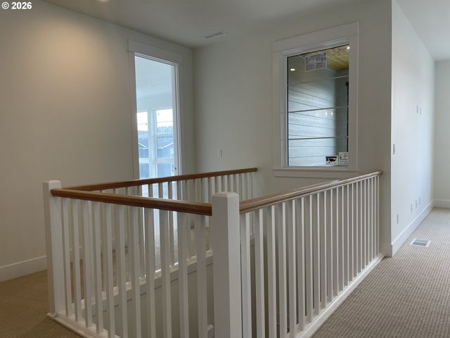 4826 N ADAMS St 110, Camas, WA 98607