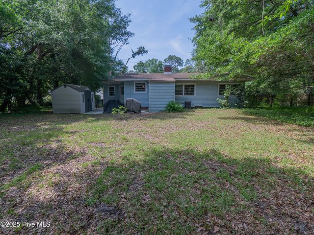 3525 Wilshire Boulevard, Wilmington, NC 28403
