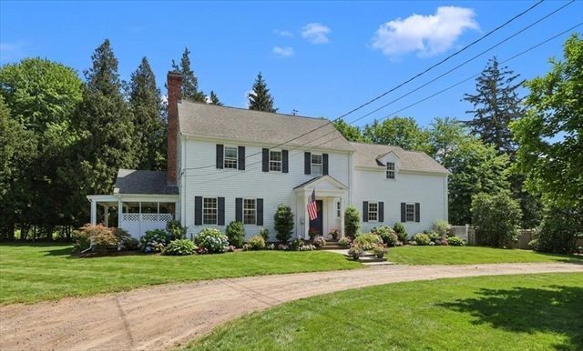 1 Squirrel Hill Lane, Hingham, MA 02043