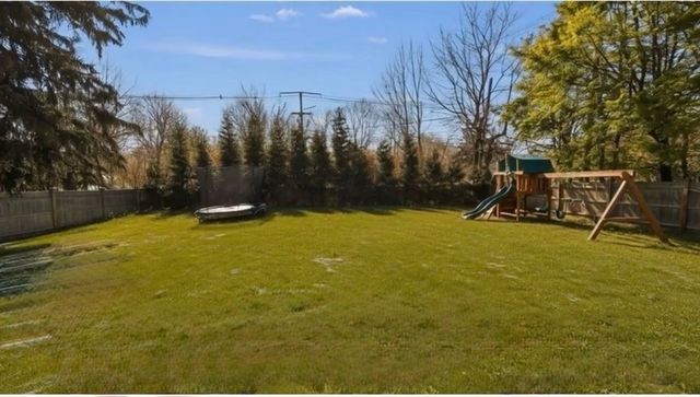 1 Squirrel Hill Lane, Hingham, MA 02043