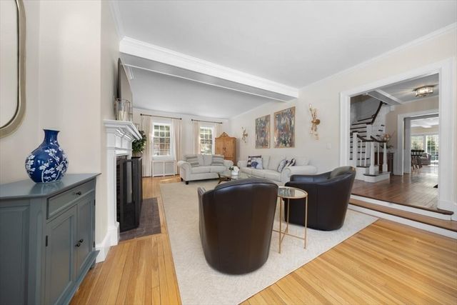 1 Squirrel Hill Lane, Hingham, MA 02043