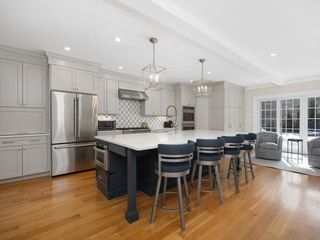 1 Squirrel Hill Lane, Hingham, MA 02043