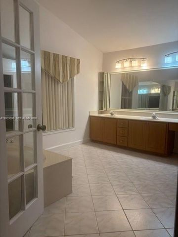 12149 Quilting Ln, Boca Raton, FL 33428