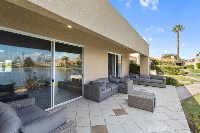 77 Lake Shore Drive, Rancho Mirage, CA 92270