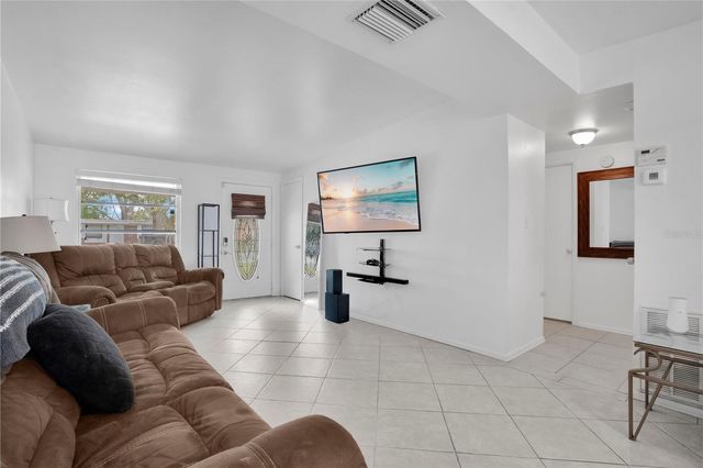 2924 PINEDALE AVENUE, Lakeland, FL 33803