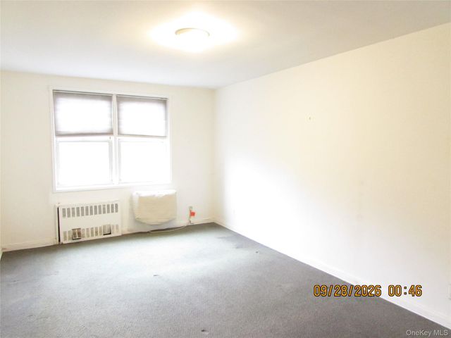 4 Sadore Lane 7J, Yonkers, NY 10710