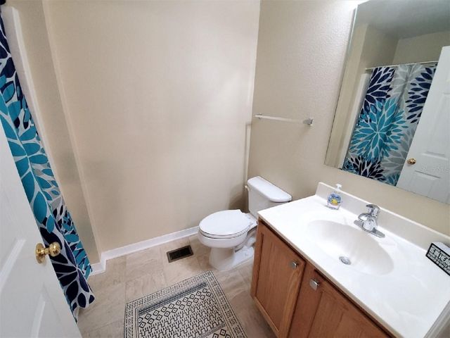 9870 ASHBURN LAKE DRIVE, Tampa, FL 33610