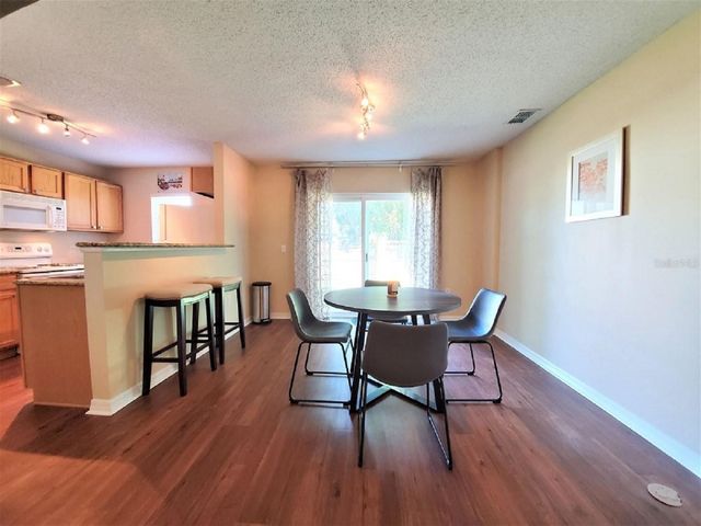 9870 ASHBURN LAKE DRIVE, Tampa, FL 33610