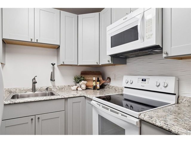 860 W Moorhead Cir 2H, Boulder, CO 80305