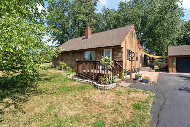 2 Royalton Rd, Superior, WI 55880