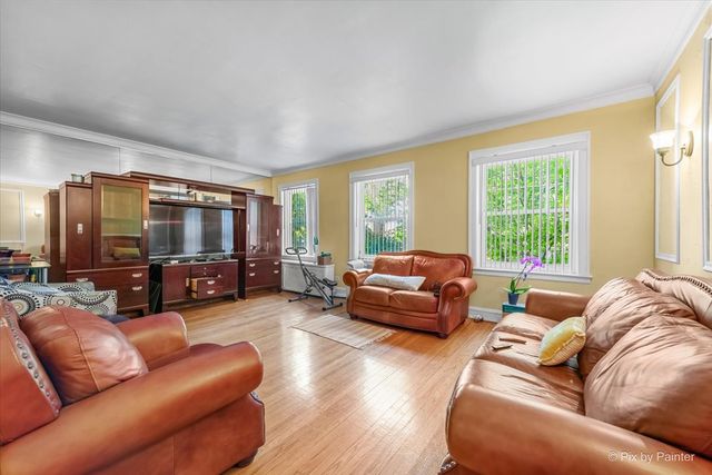 6121 N Hoyne Avenue 1S, Chicago, IL 60659