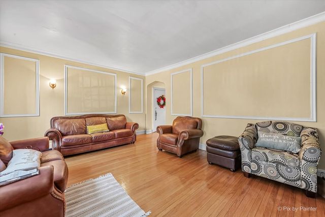 6121 N Hoyne Avenue 1S, Chicago, IL 60659