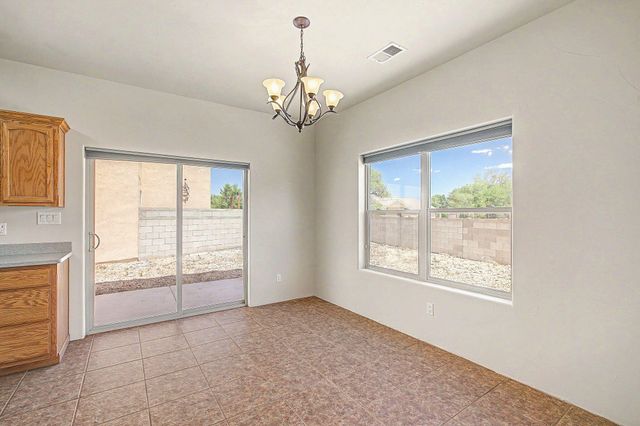 382 Coronado Lane NE, Los Lunas, NM 87031