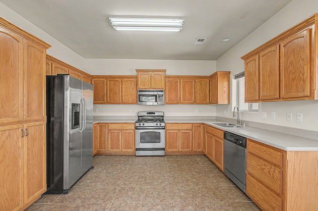 382 Coronado Lane NE, Los Lunas, NM 87031