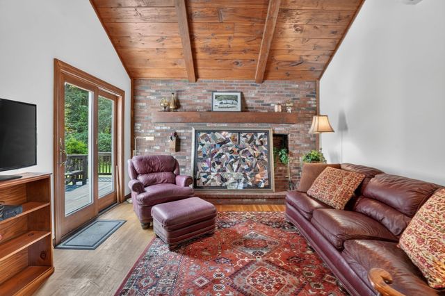 31 Brown St, Andover, MA 01810